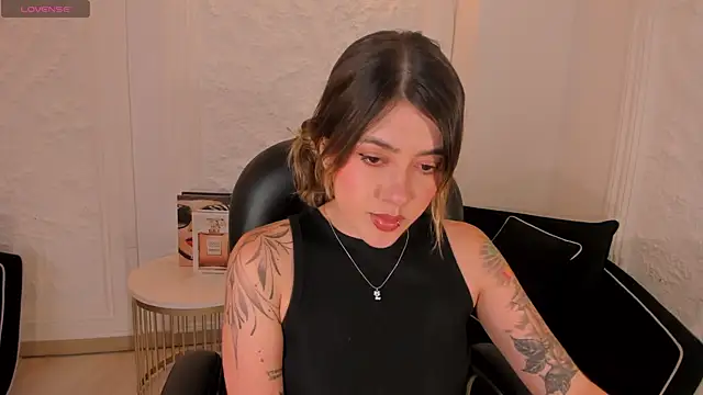 EveBensonX Live XXX-chat