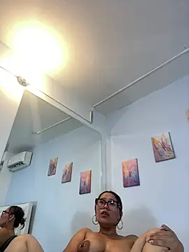 SophiaQueens' Live XXX Chat