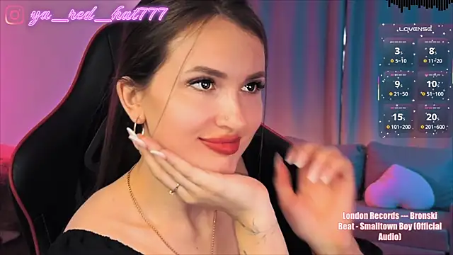Živý XXX chat -RED_HAT-