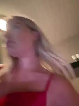 Chloemillerrxx webcam show