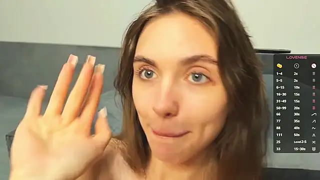 Veluxe's Live XXX Chat
