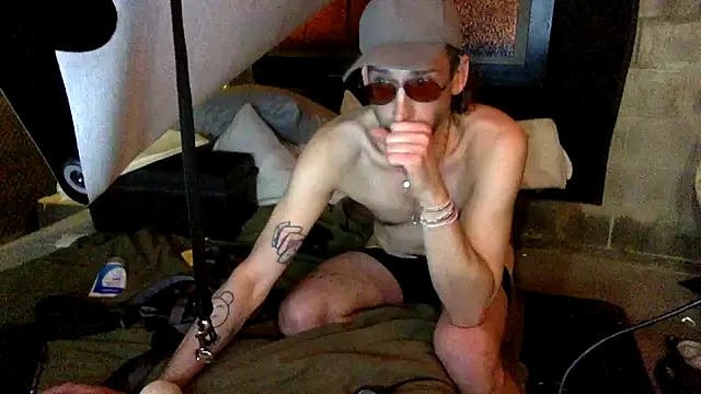 thierrybae XXX чат на живо