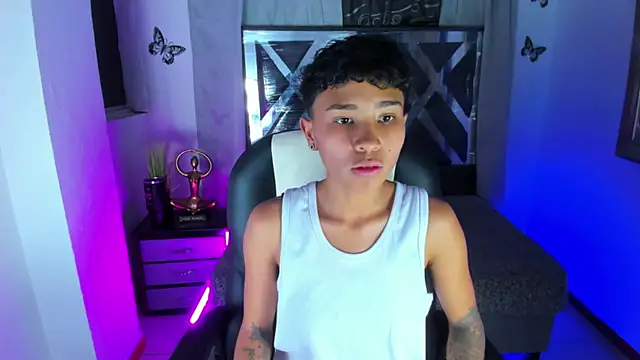 แชท XXX สดของ nova_sex01