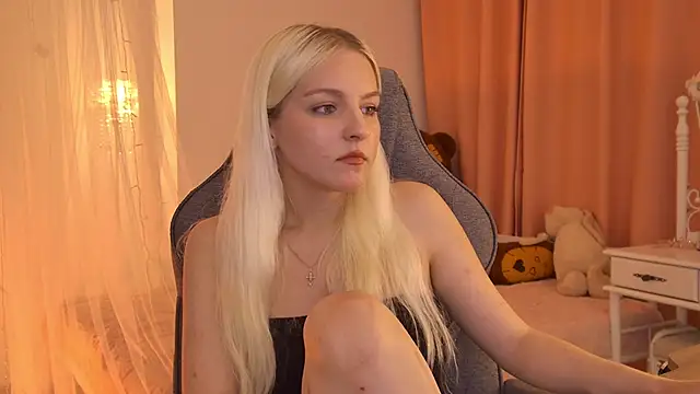 ViolaMore's Live XXX Chat