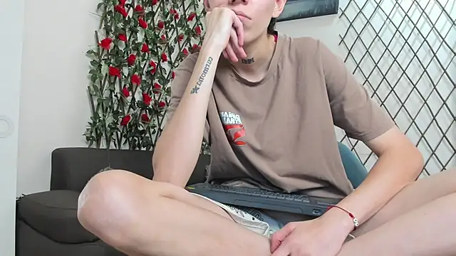 แชท XXX สดของ LiamBrown09