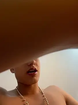 Lander_Cruz Chat XXX in diretta