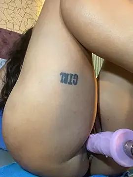 EMILYY_FOXY Live XXX Chat