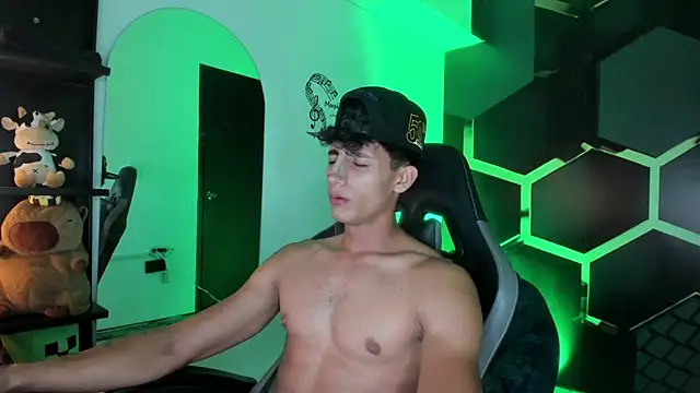 Chat XXX en directo de MaxiimoRomano_