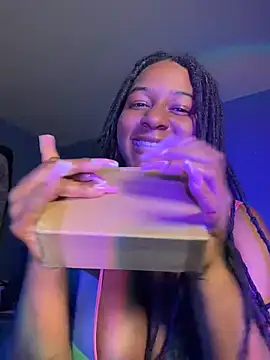 Chat XXX en directo de GirthGoddessCoco