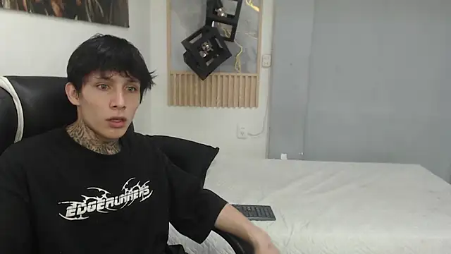 Cry_thereal Live XXX Chat