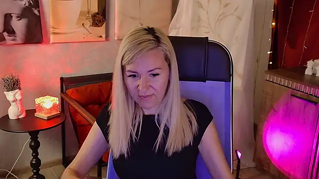 DonnaSmitth Live XXX-Chat