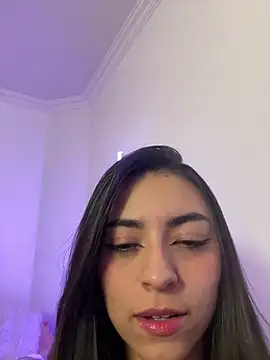Chatroom XXX en direct de canelleGarces