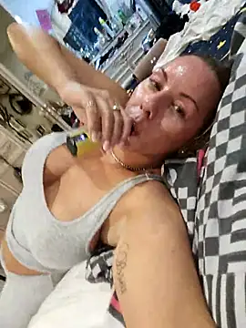 Sparkle2206 live XXX chat