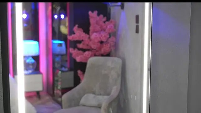 Arte_Adelle Live XXX-Chat