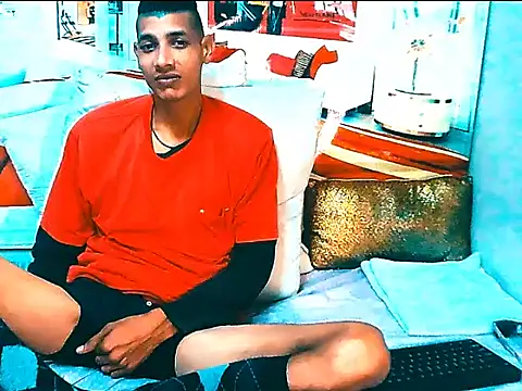 Živý XXX chat IndianSavageMale