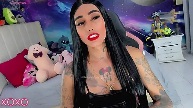 Nella_Dolls Adlı Modelin Canlı XXX Sohbeti