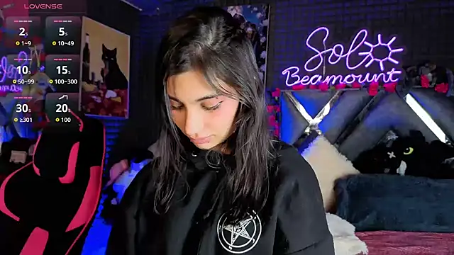 Chat +18 de SolBeaumont1 ao vivo