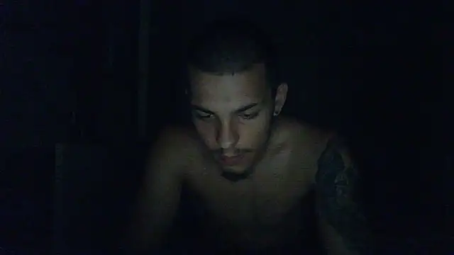 robertmrn112n Live XXX chat