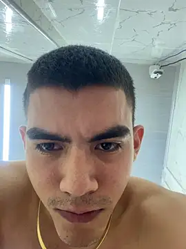 Онлайн чат XXX Sebastian_Vega