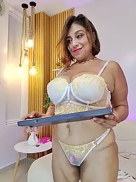 MrsFoucher Live XXX-chat