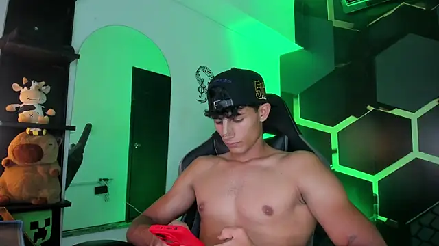 MaxiimoRomano_ Show Webcam