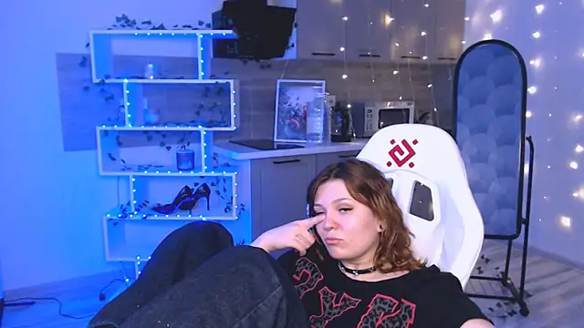 AgathaAgnia's Live XXX Chat