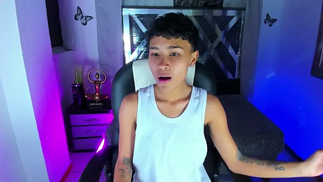 Chatroom XXX en direct de nova_sex01