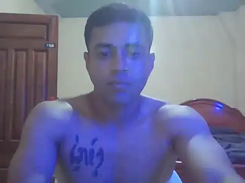 User_02_n Live XXX chat