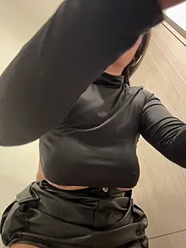 Rae_Lil_White webkamerás műsora