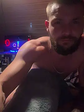 XXX chat uživo modela MrTwister666