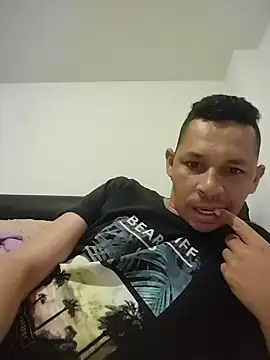alan-8a's Live XXX Chat