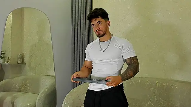 Chat XXX ao vivo de Brad_Summer