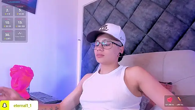 _Eternal_ – Naživo XXX chat
