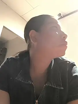 צ'אט XXX בשידור חי של Francesca_ferrari