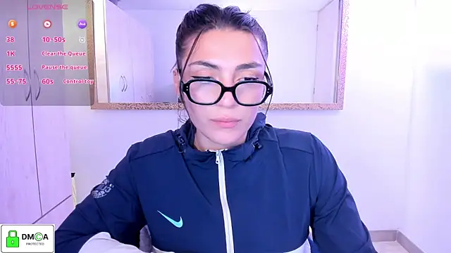 EricaVanderhill 网络视讯表演