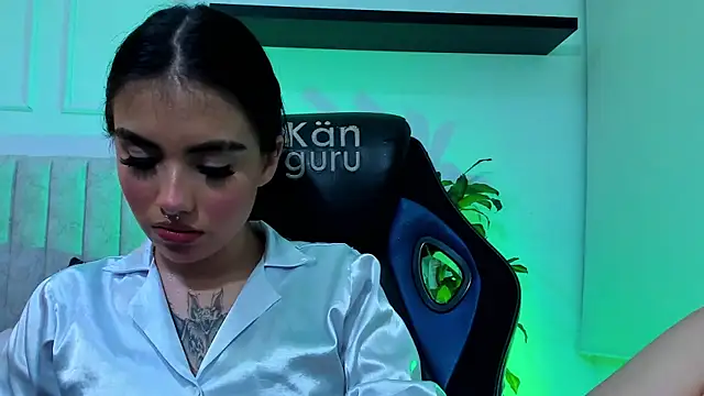 isabella_hvn Live XXX chat