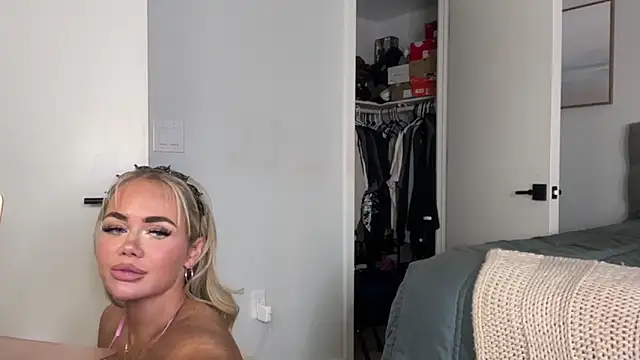 ElenaEricksonのライブXXXチャット