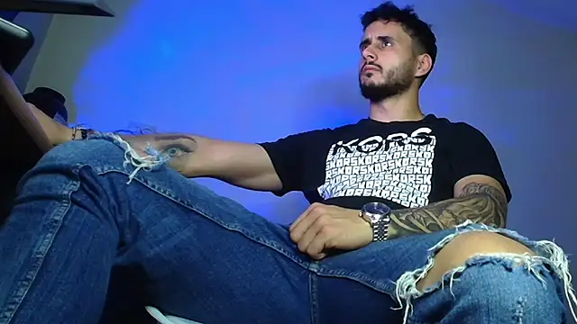 XanderCage99 élő XXX-chatje