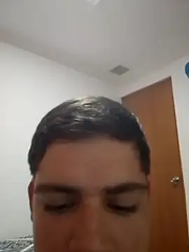 manhotxxx11 Show in webcam