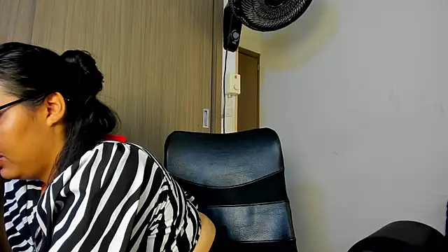 Slendy_club's Webcam Show