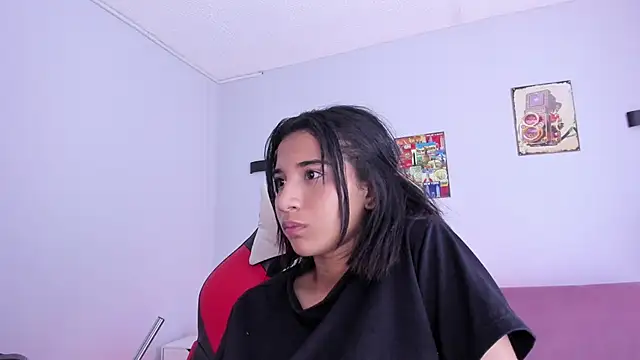 Emily_bruss Chat XXX live