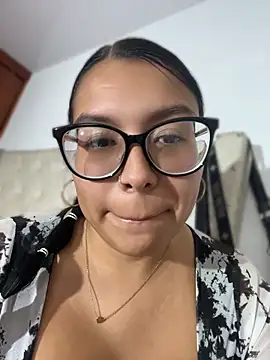Iam-sophia27 Live XXX-Chat
