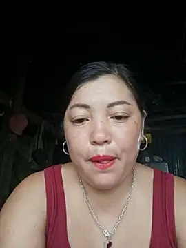 sary-hot2x's Live XXX Chat