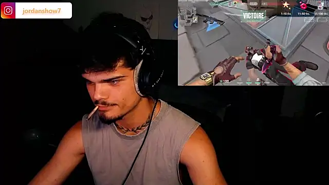 Онлайн чат XXX JordanShow