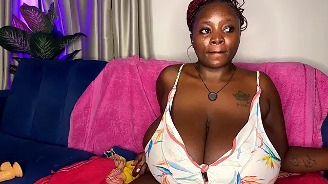 NaughtySexyDoll2's Webcam Show