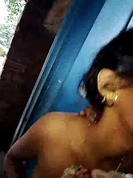 Bhabhi-Devar- Adlı Modelin Web Kamerası Şovu
