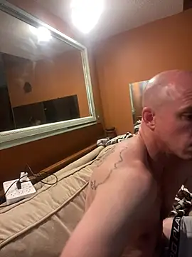 Chat +18 de Mac_ThunderCock ao vivo