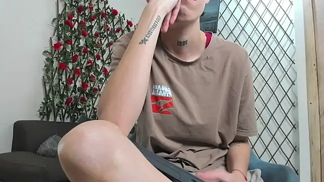 LiamBrown09's Live XXX Chat