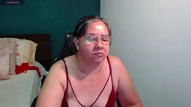 scaelettdubois Adlı Modelin Canlı XXX Sohbeti