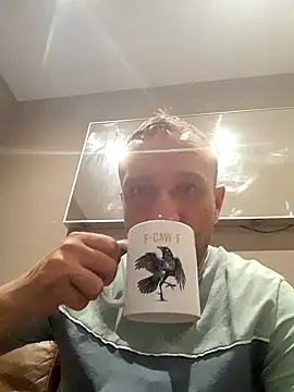 Tony88hgh Live XXX-chat